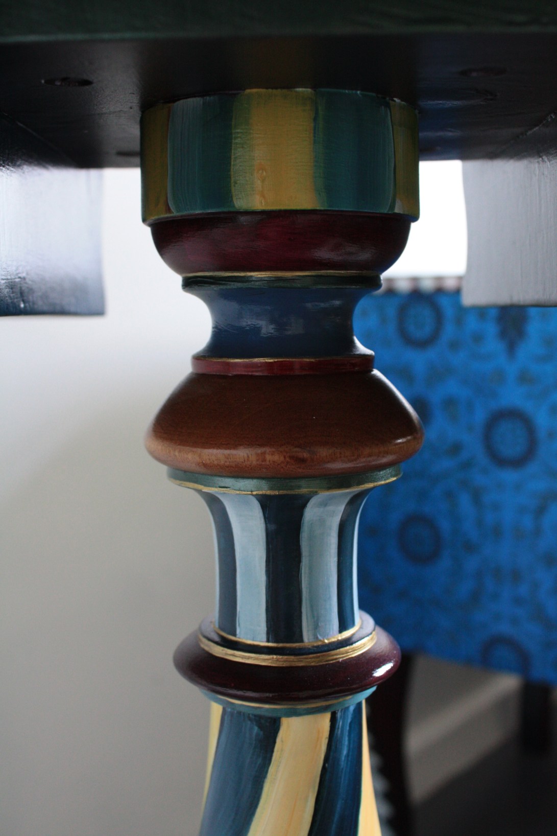 hand painted detail of table